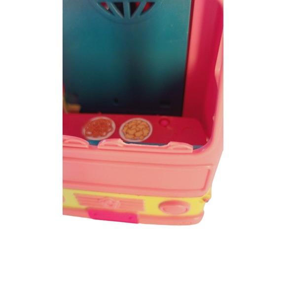 Poly Pocket Triple Decker Bus Playset - Picture 8 of 9